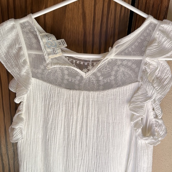 Jun Ivy top - Picture 2 of 5